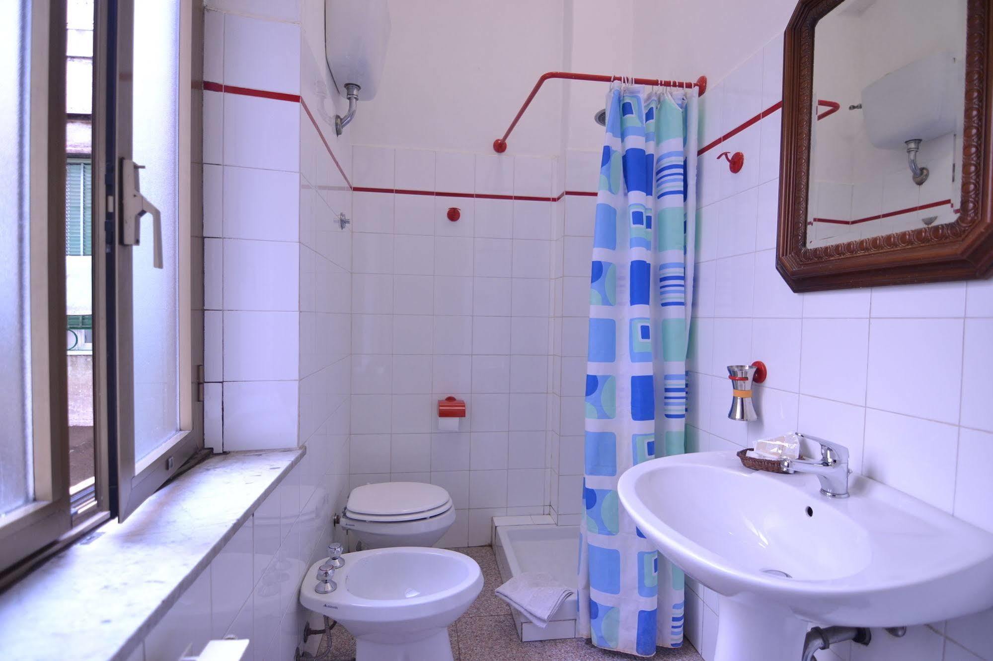 Hotel Capri Rome Bagian luar foto